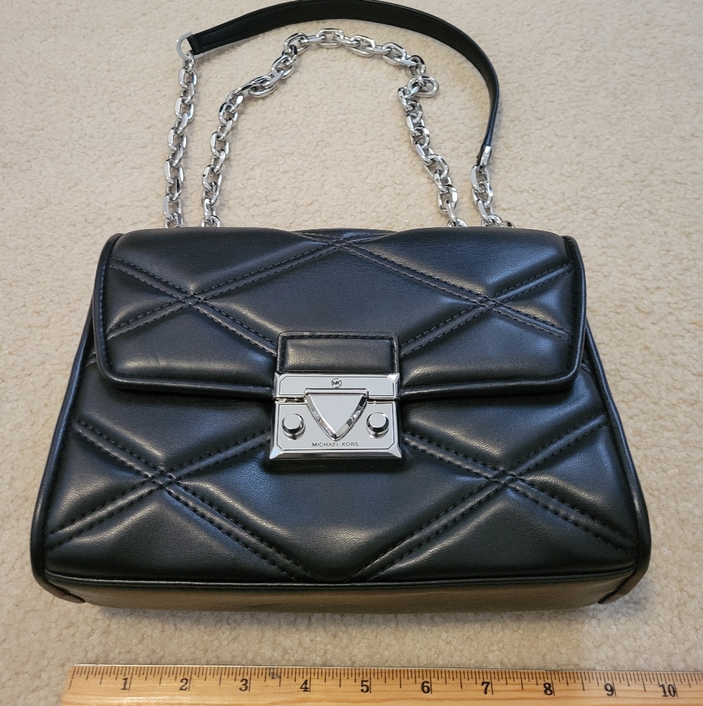 Michael Kors Serena Medium Flap